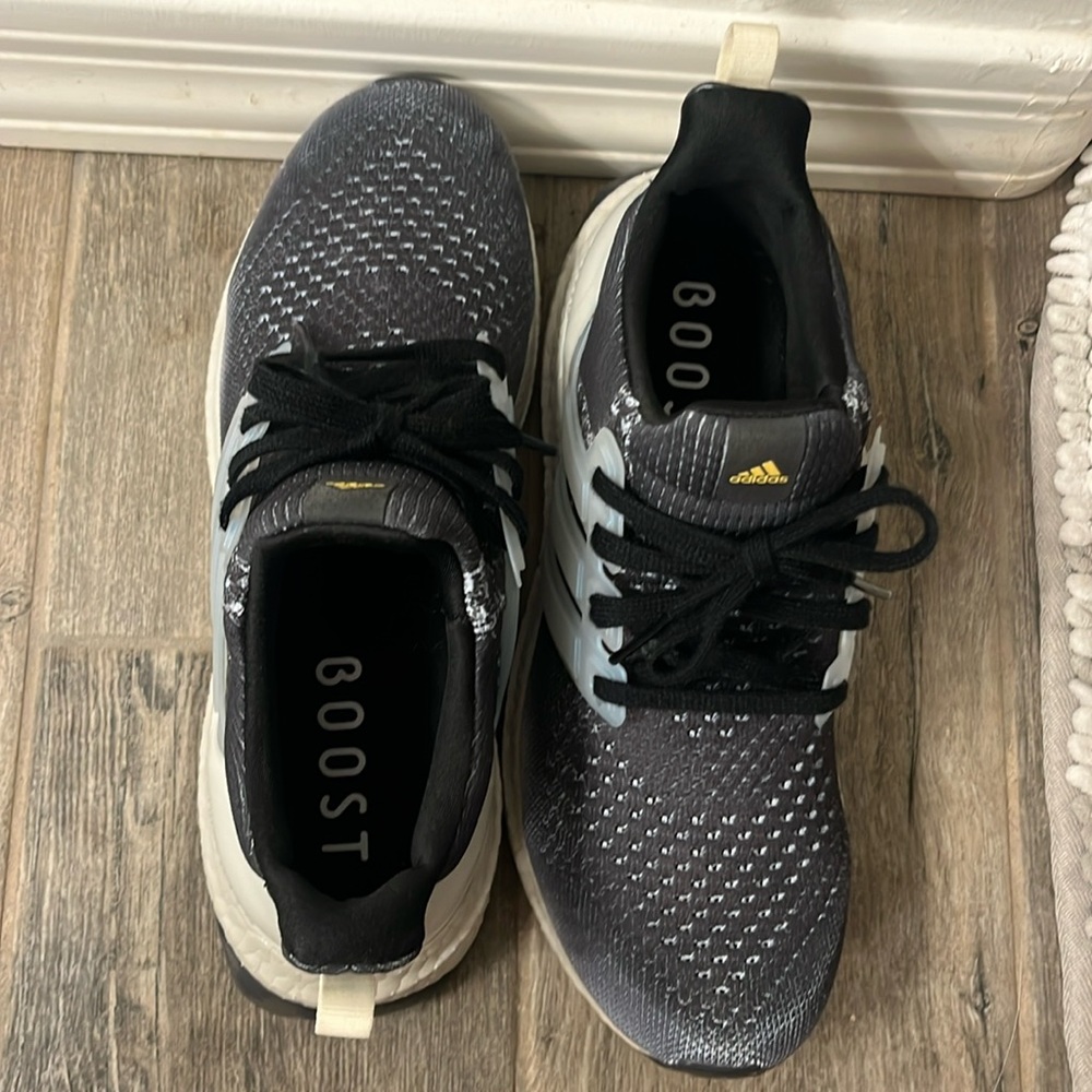 Adidas Ultraboost. Men’s size 6.5. Fit like women’s 7-7.5